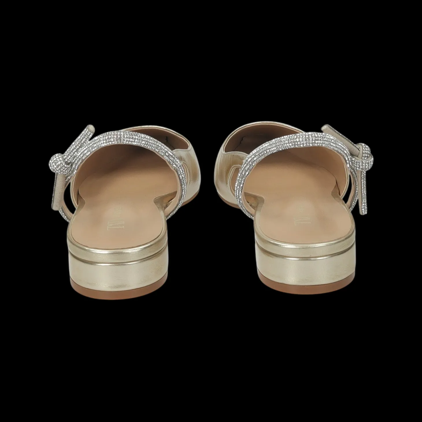 Ballerine con cinturino in strass.Tacco alto 2cm