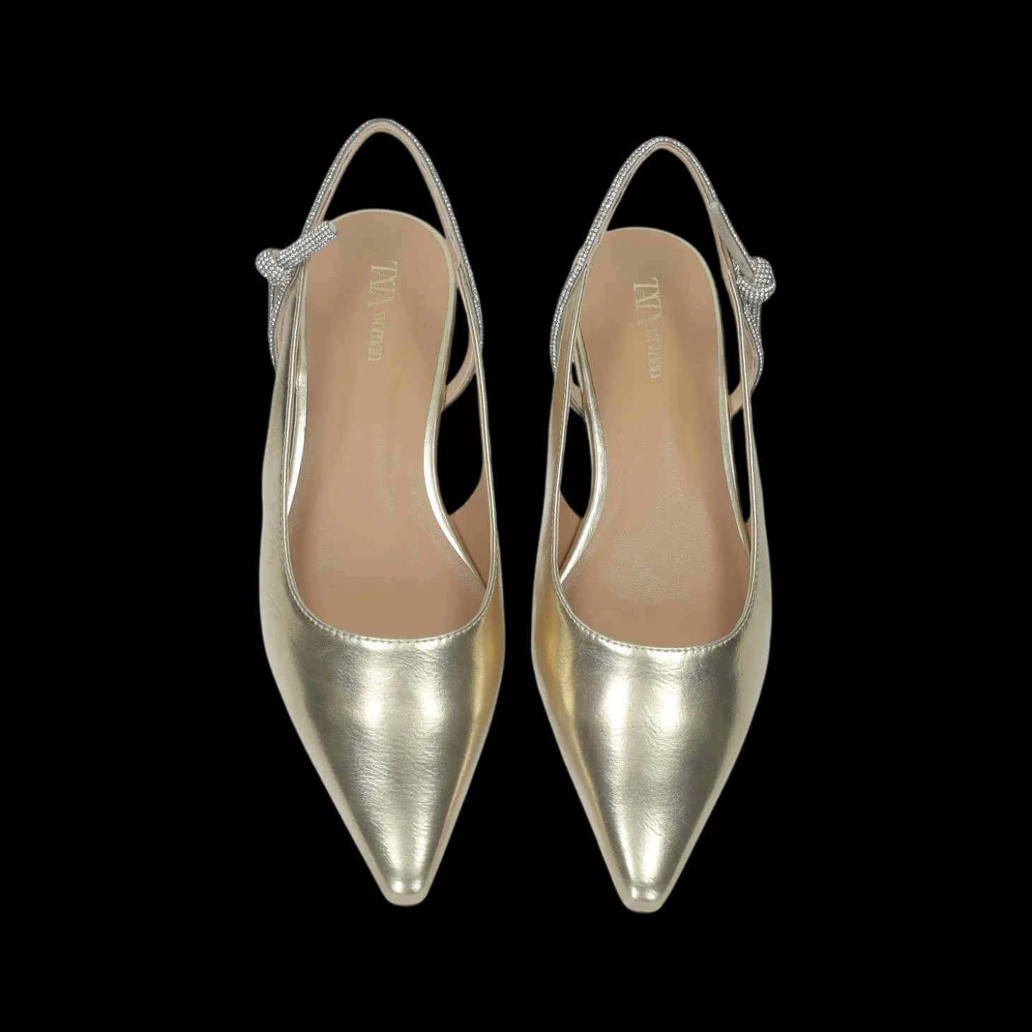 Ballerine con cinturino in strass.Tacco alto 2cm