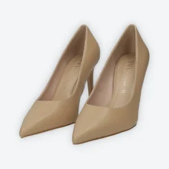 Décolleté con sottopiede in vera pelle.Tacco alto 10cm