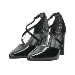 Décolleté con tacco a rocchetto. Tacco alto 9cm