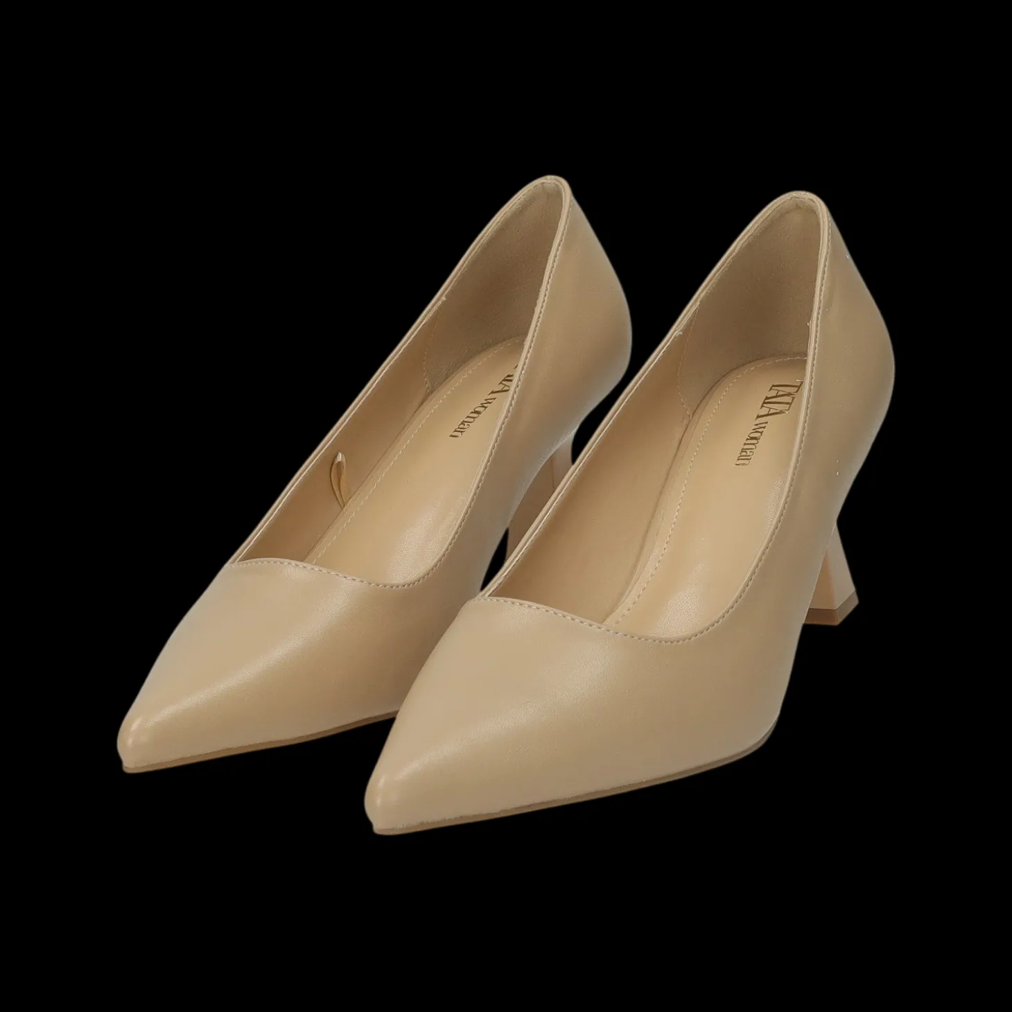 Décolleté con tacco a rocchetto. Tacco alto 6cm