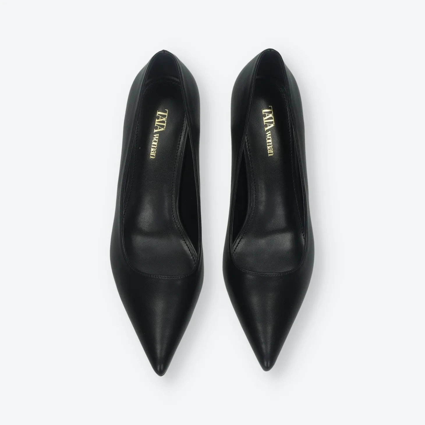 Décolleté con tacco a rocchetto. Tacco alto 6cm