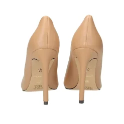 Décolleté con tacco a stiletto. Tacco alto 9cm