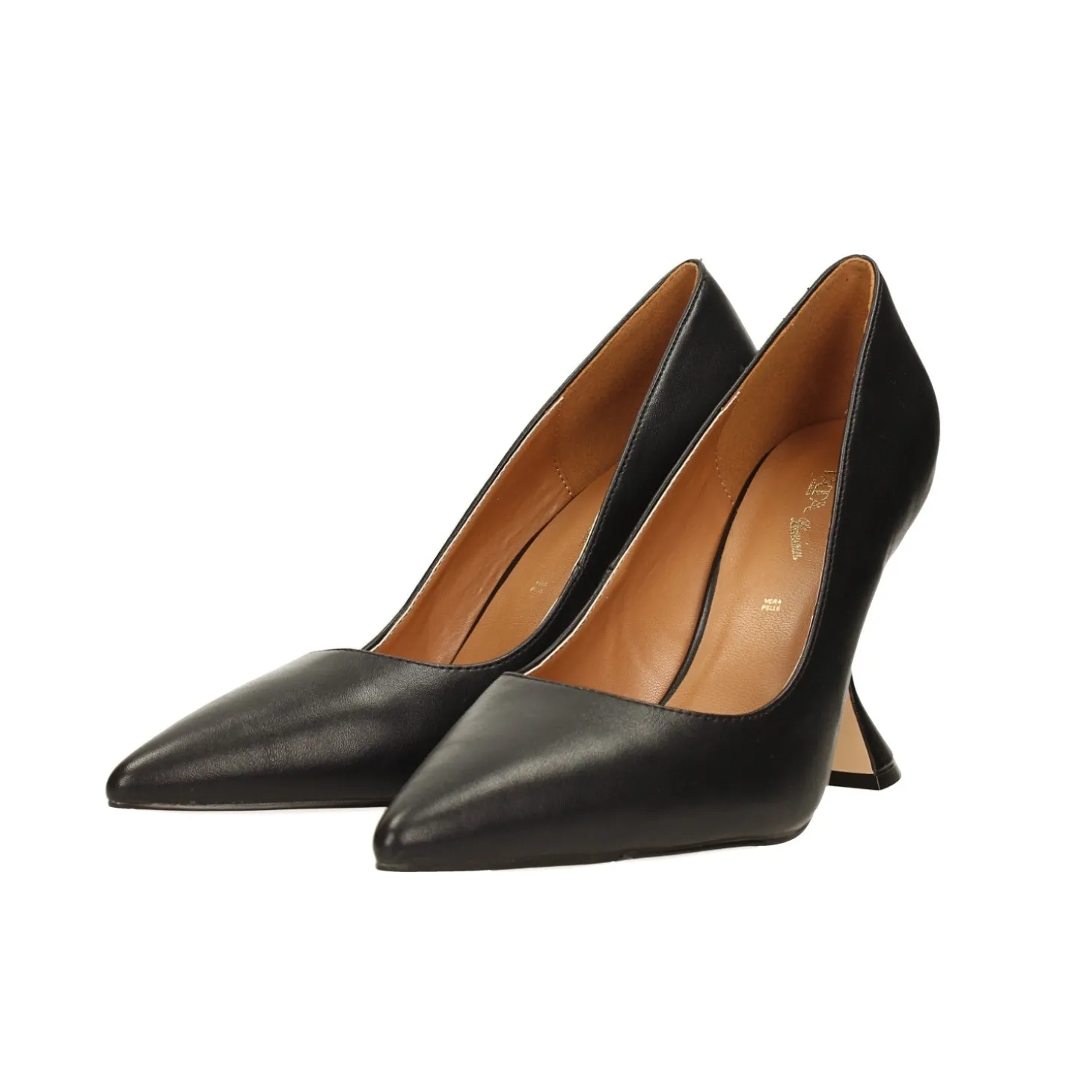 Décolleté con tacco piramidale a base larga alto 9.5cm