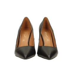 Décolleté con tacco piramidale a base larga alto 9.5cm