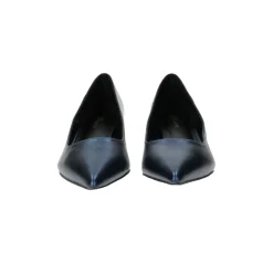 Décolleté effetto metallizzato.Tacco alto 5.5cm