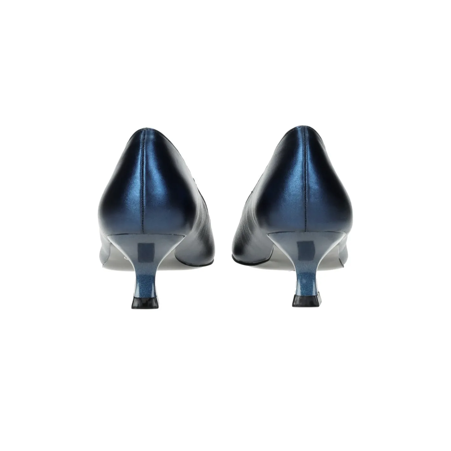 Décolleté effetto metallizzato.Tacco alto 5.5cm