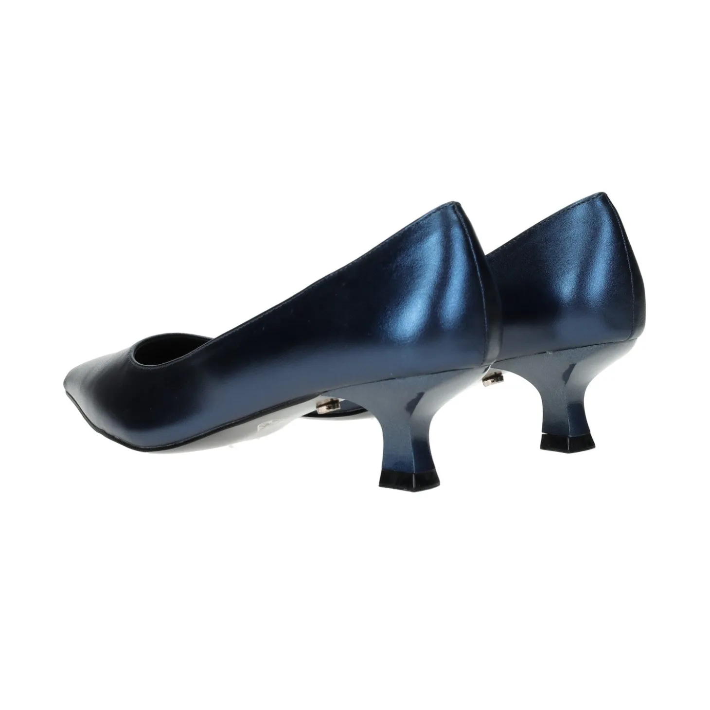 Décolleté effetto metallizzato.Tacco alto 5.5cm