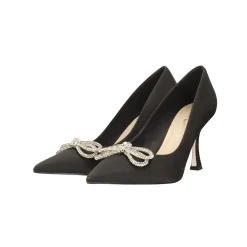 Décolleté in tessuto satin.. con fiocco tempestato di strass. Tacco alto 9cm