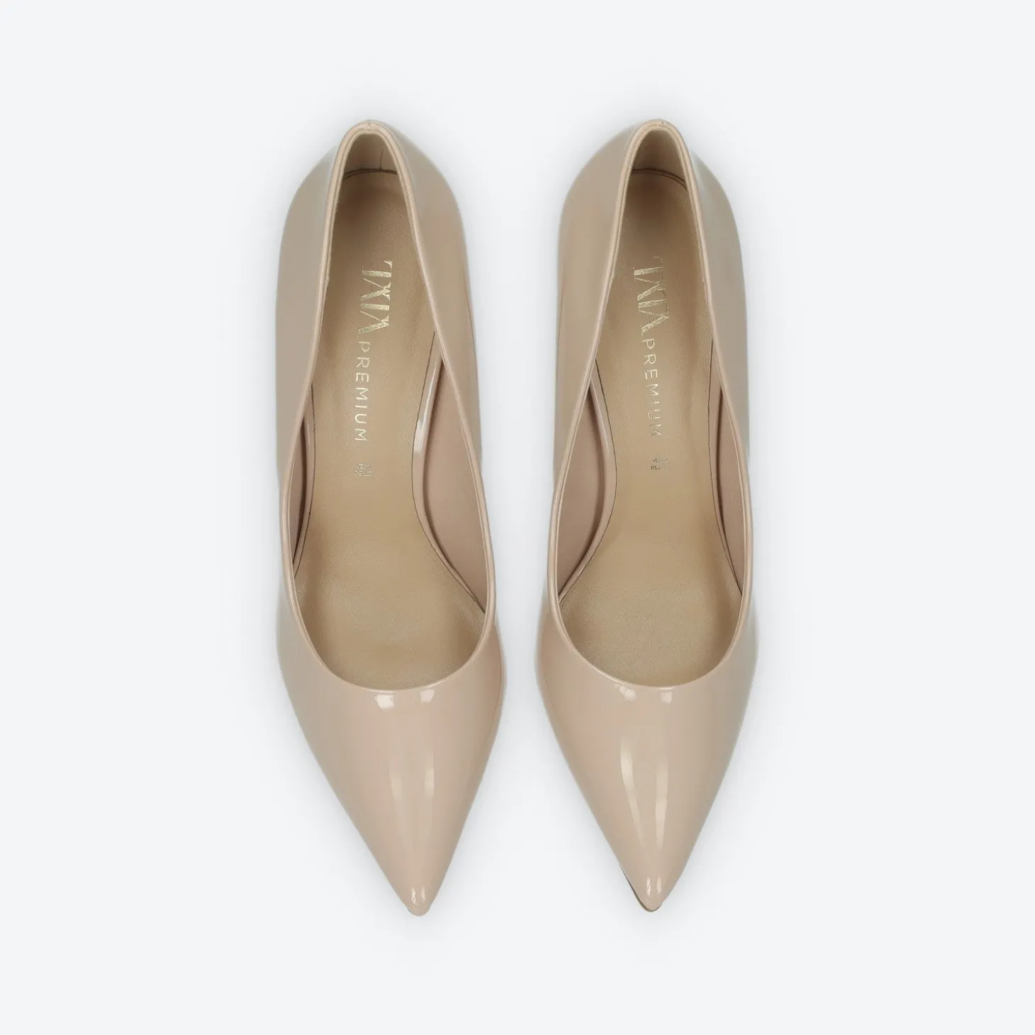 Décolleté in vernice