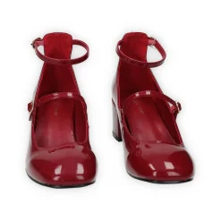 Décolleté in vernice