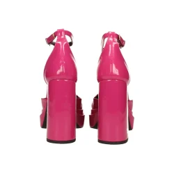 Décolleté in vernice con doppio plateau. Made in Italy. Tacco alto 11cm