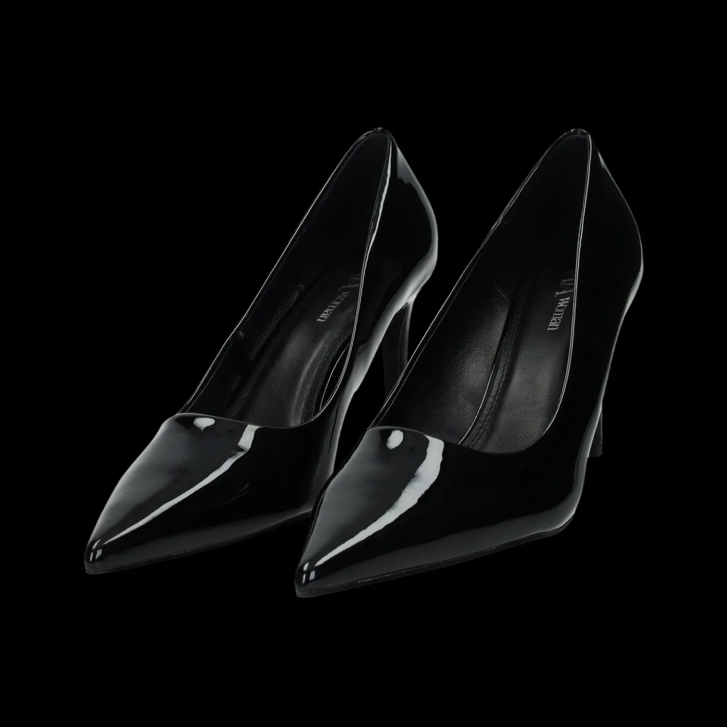 Décolleté in vernice. Tacco 8cm