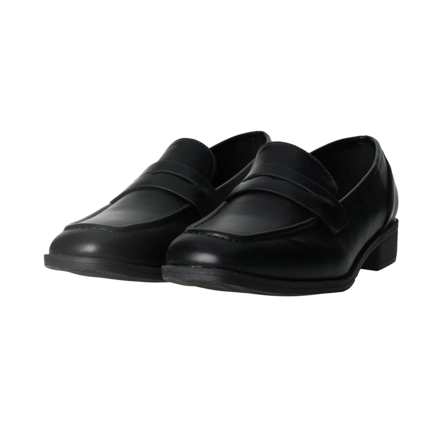 Mocassini con linguetta. Tacco alto 3cm