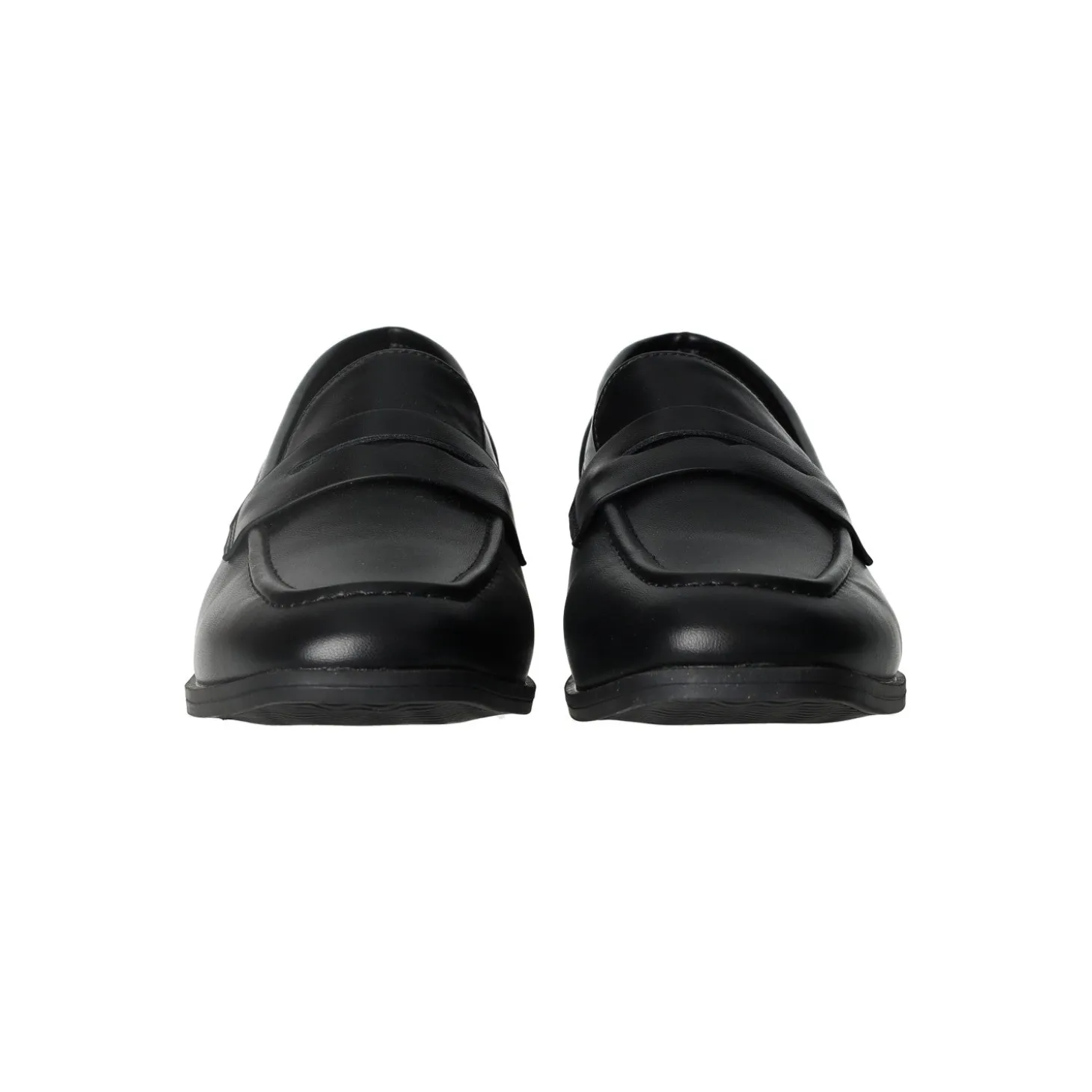 Mocassini con linguetta. Tacco alto 3cm