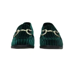 Mocassini con fibbia. Tacco alto 3cm