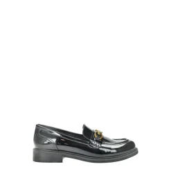 Mocassini con morsetto.Tacco alto 3cm