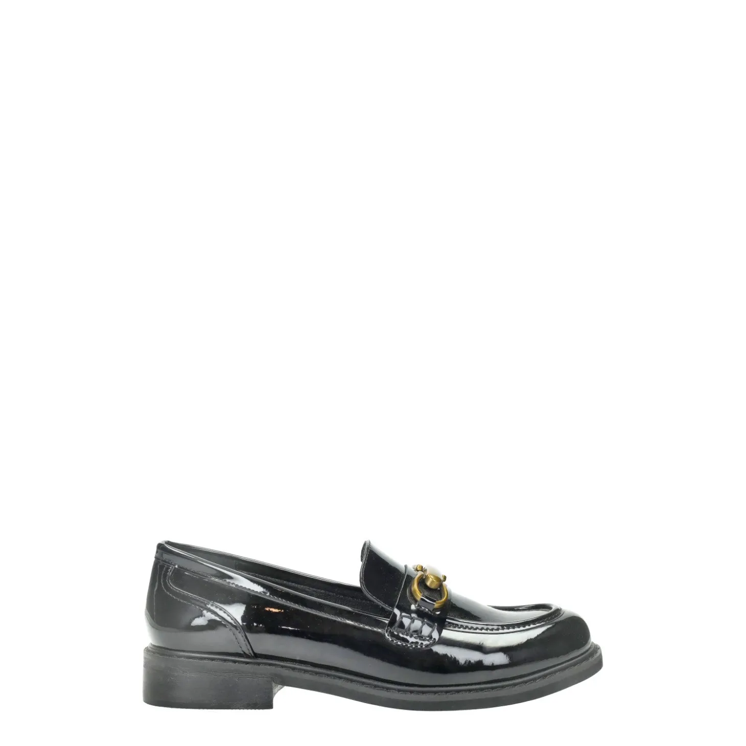 Mocassini con morsetto.Tacco alto 3cm