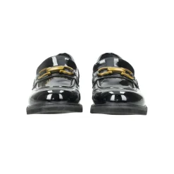 Mocassini con morsetto.Tacco alto 3cm