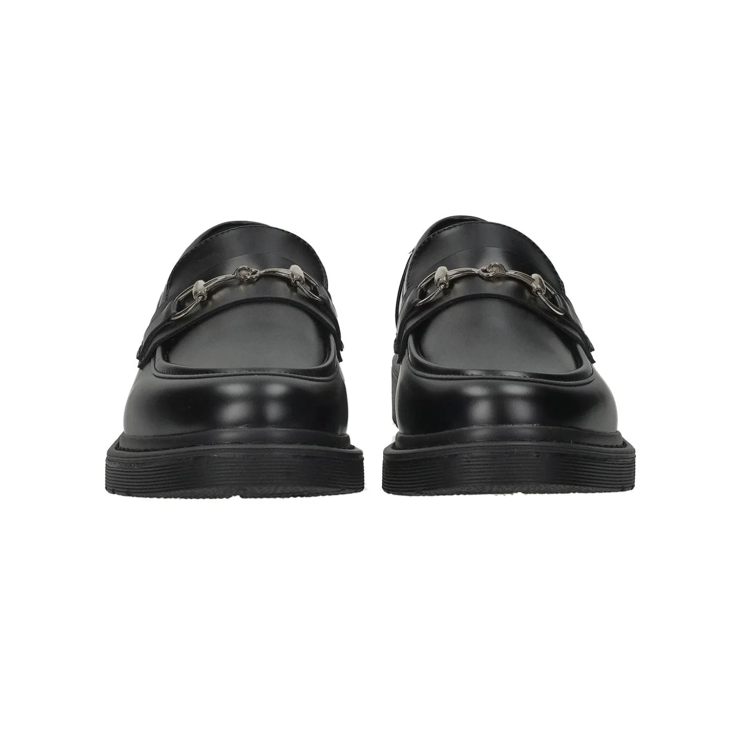 Mocassini con morsetto.Tacco alto 3 cm