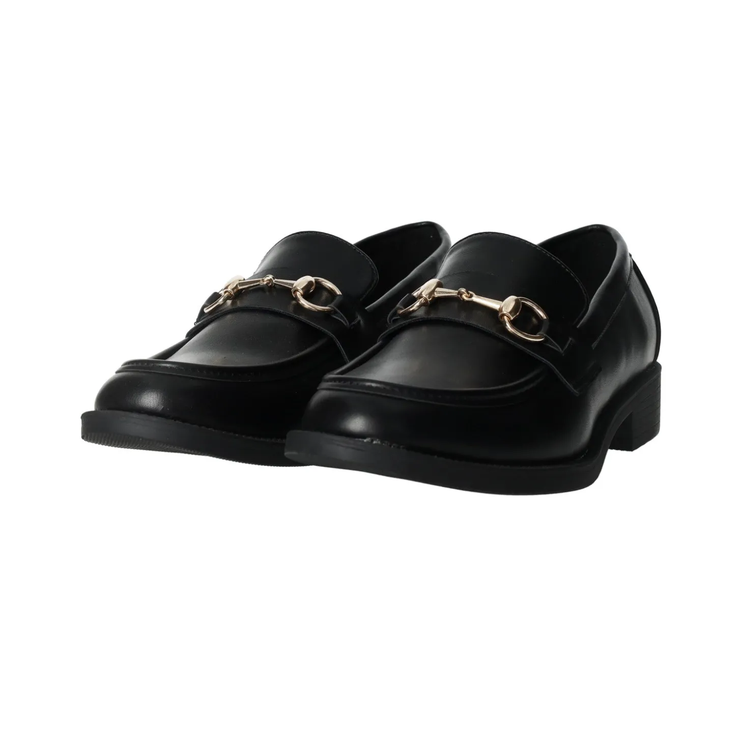 Mocassini con morsetto.Tacco alto 3cm