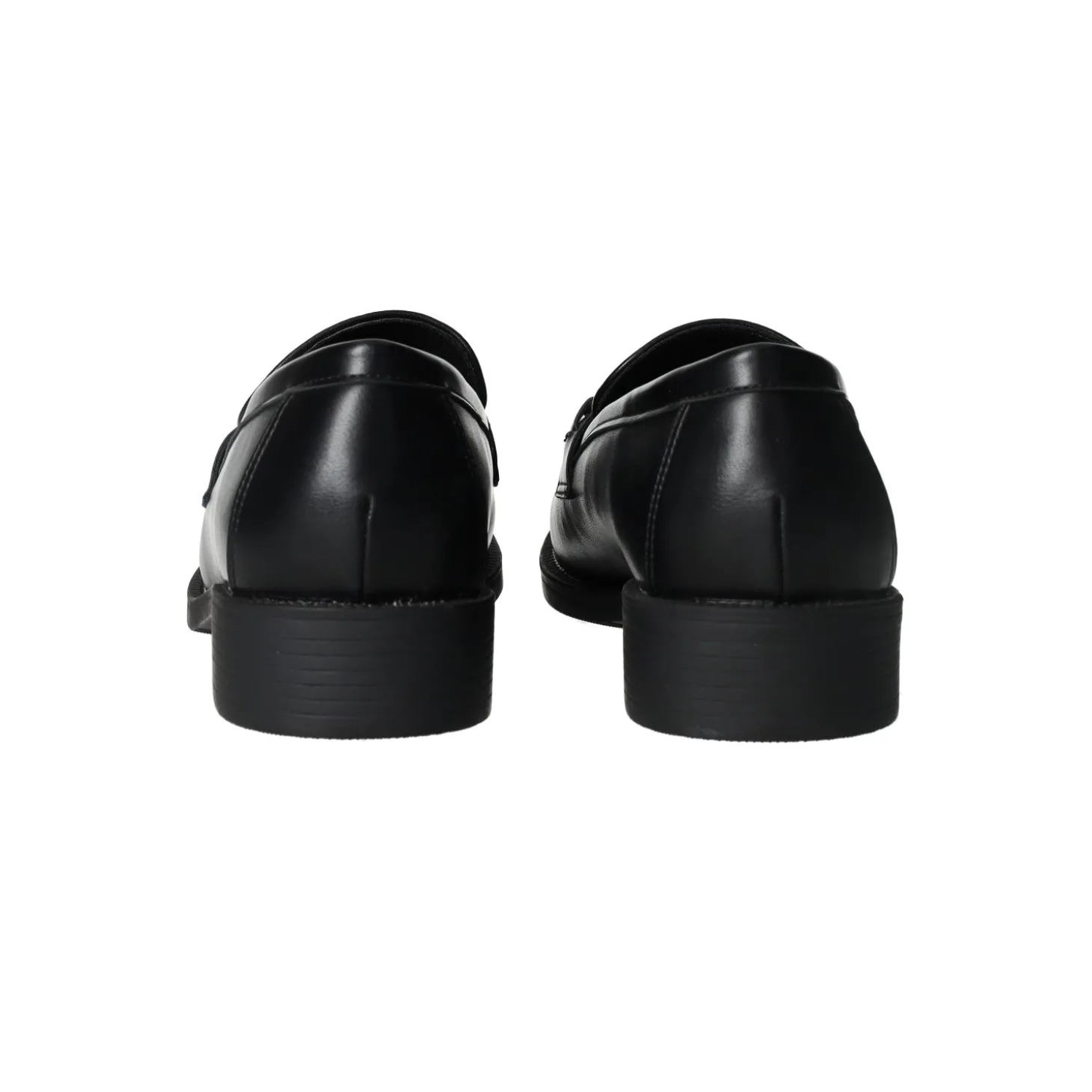 Mocassini con morsetto.Tacco alto 3cm