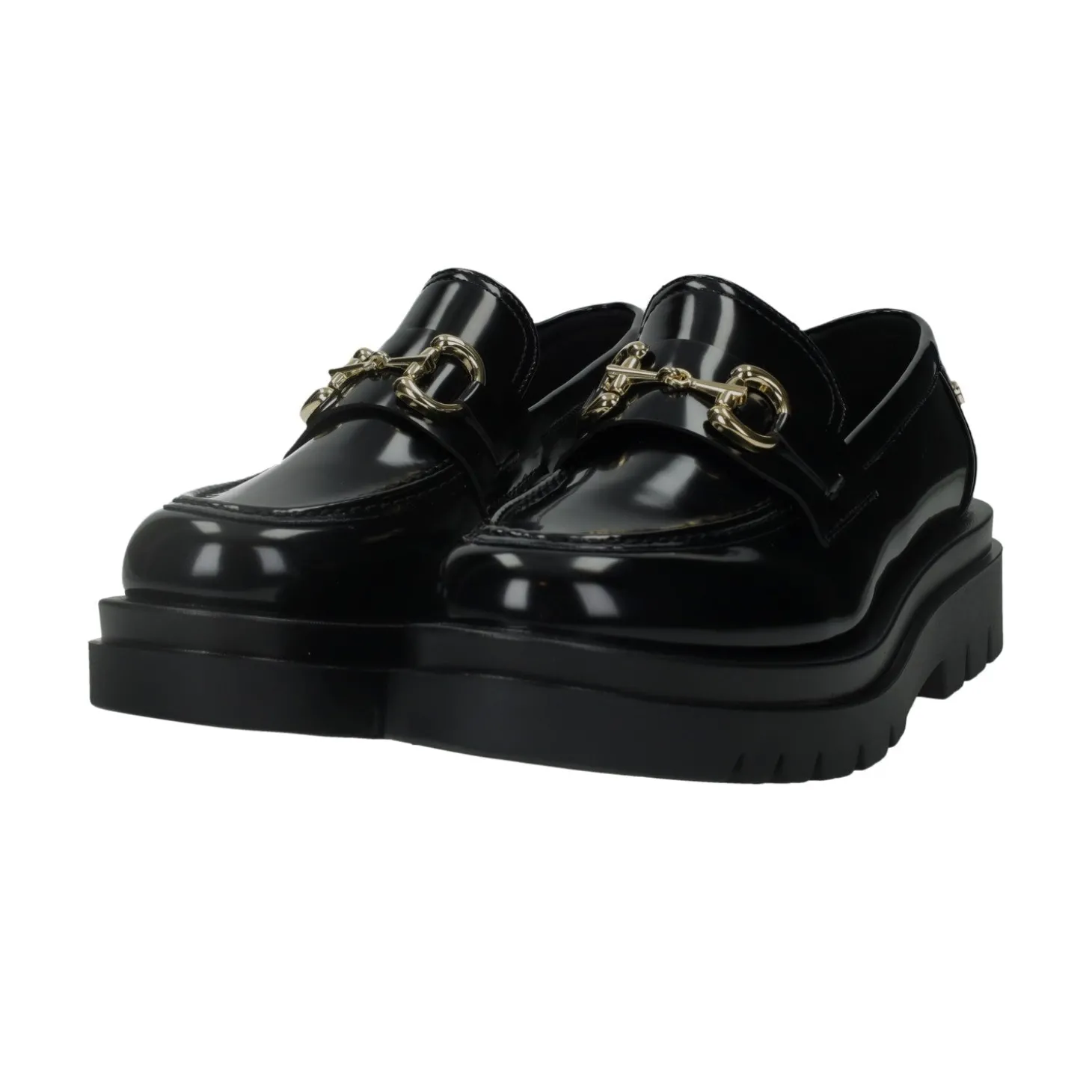 Mocassini con morsetto.Tacco alto 3 cm