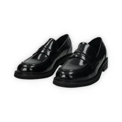 Mocassini con tacco. Tacco alto 3cm