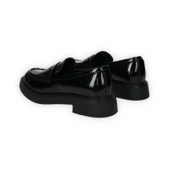 Mocassini in vernice con fondo alto 3cm