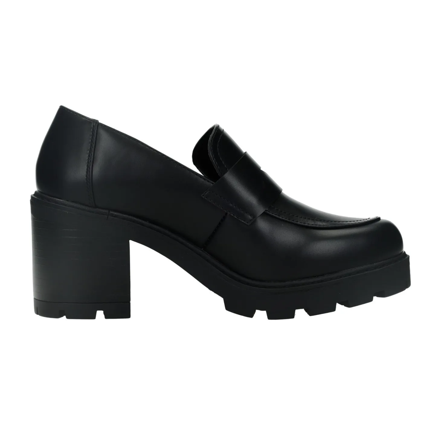 Mocassini in vernice. Tacco alto 7 cm