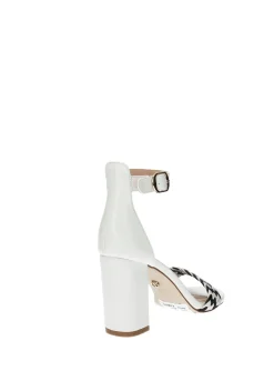 Sandali bi intrecciati