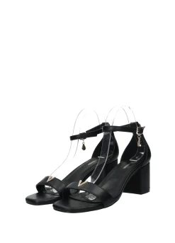 Sandali con cinturino