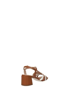Sandali con cinturino