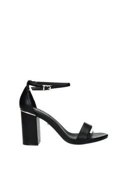 Sandali con cinturino