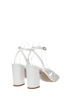 Sandali con cinturino