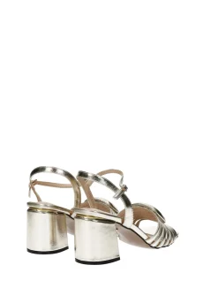 Sandali con cinturino