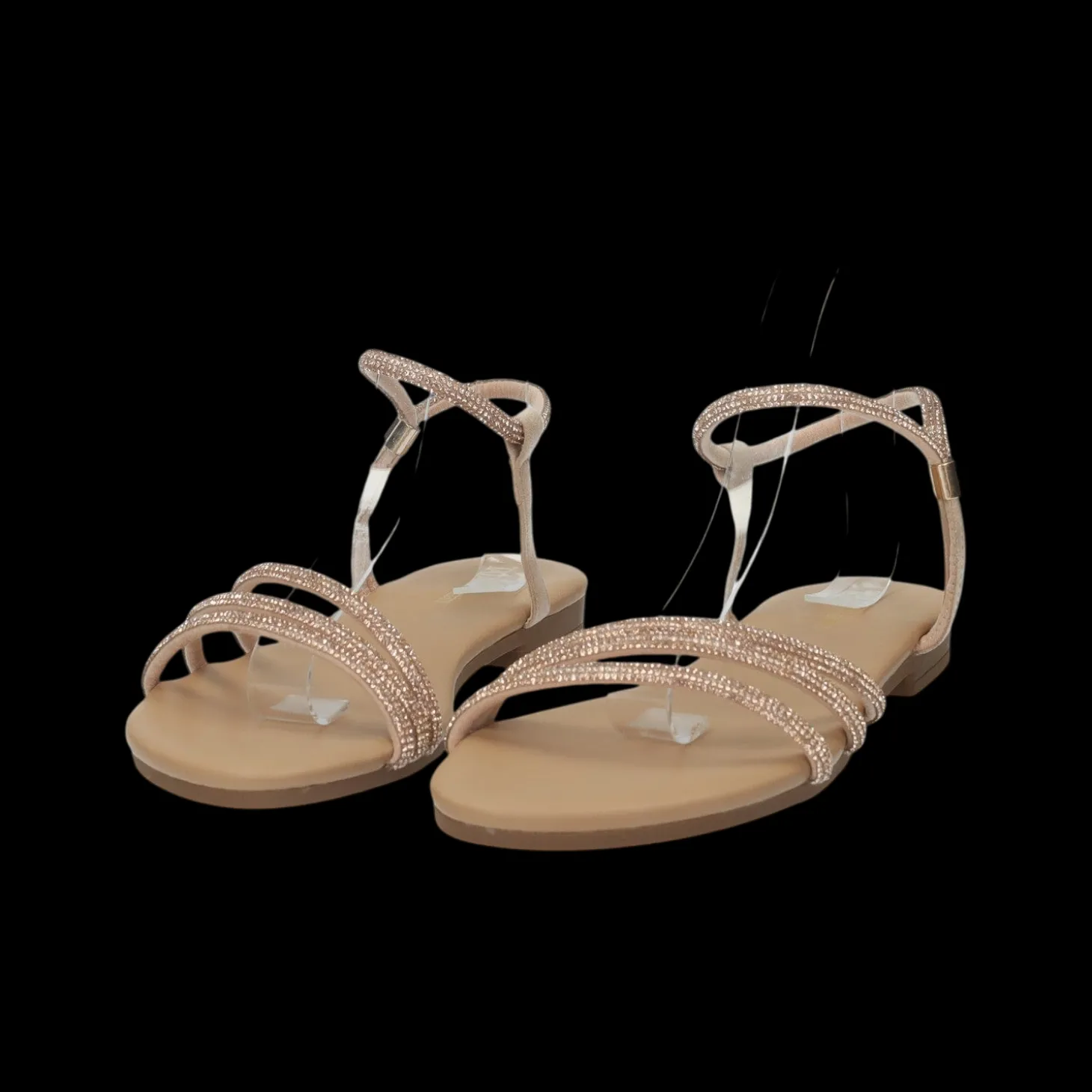 Sandali con dettaglio strass.