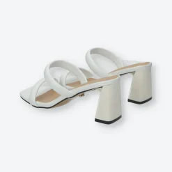 Sandali con doppia fascia.Tacco alto 6cm