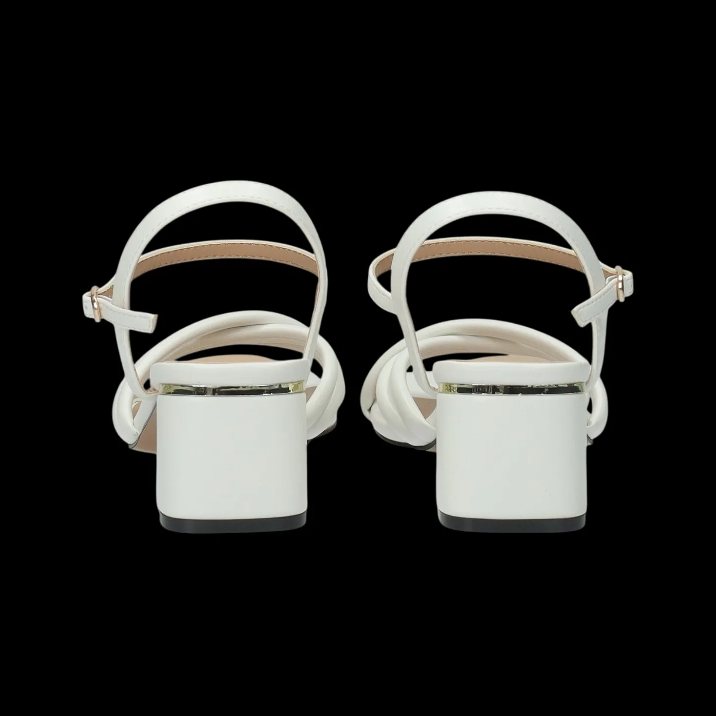 Sandali con fascia tubolare intrecciata. Tacco alto 6cm