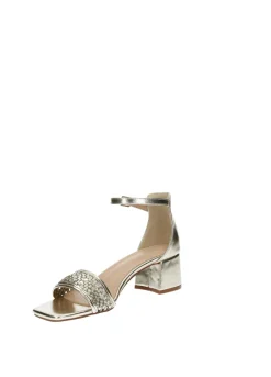 Sandali con intreccio