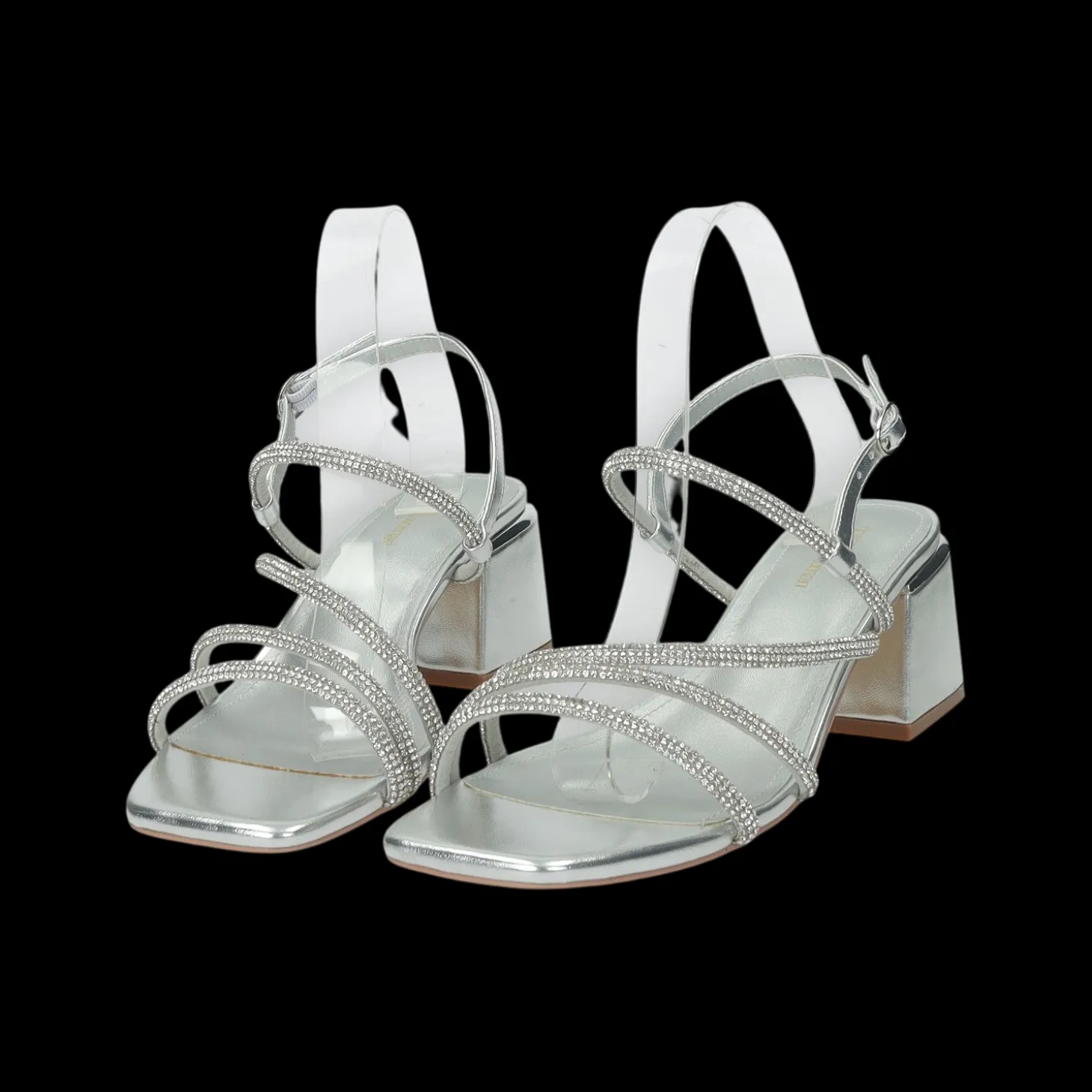 Sandali con listini in strass.