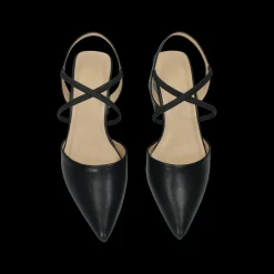 Sandali con listini intrecciati.Tacco alto 6cm.