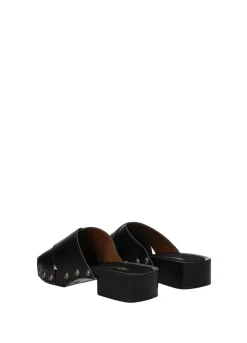 Sandali con tacco basso