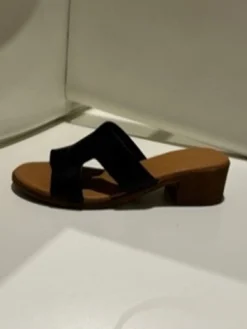 Sandali con tacco basso Made in Italy