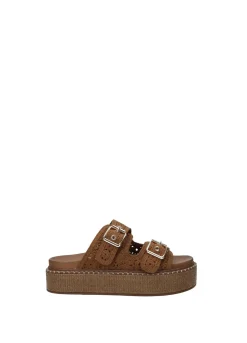 Sandali con tomaia ricamata