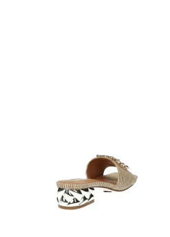 Sandali dettaglio gioiello