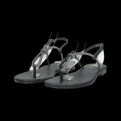 Sandali flat con dettaglio listini in strass.