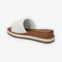 Sandali flat. Made in Italy.Tacco alto 4cm