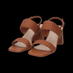 Sandali intrecciati. Tacco alto 10cm