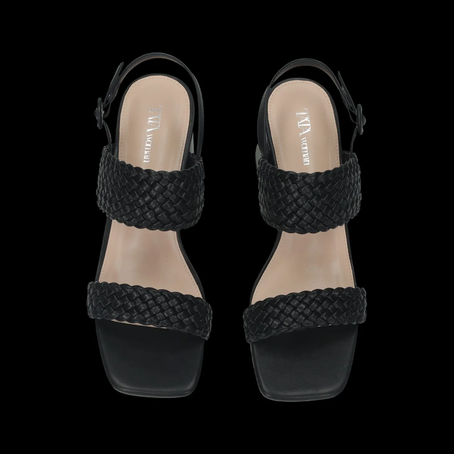 Sandali intrecciati. Tacco alto 10cm